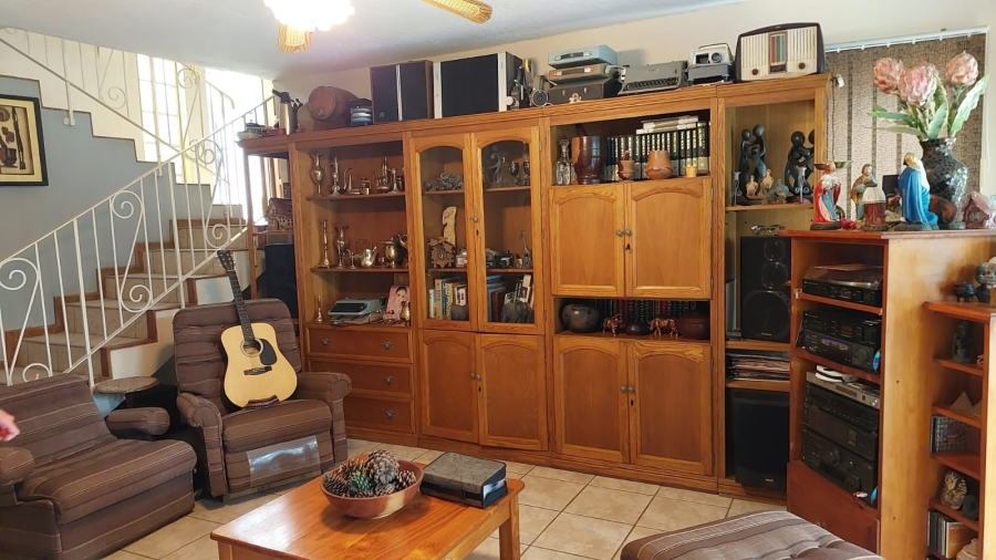 3 Bedroom Property for Sale in Kaffrarian Heights Eastern Cape